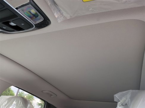 New 2025 Hyundai Elantra SE image 21