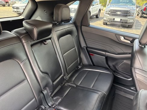 Used 2022 Ford Escape SEL w/ Technology Package image 11