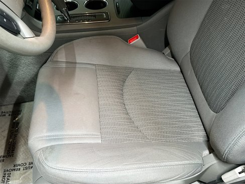 Used 2017 Chevrolet Traverse LS image 18