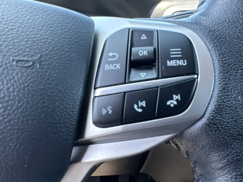 Used 2021 Ford Explorer XLT w/ Equipment Group 202A image 21
