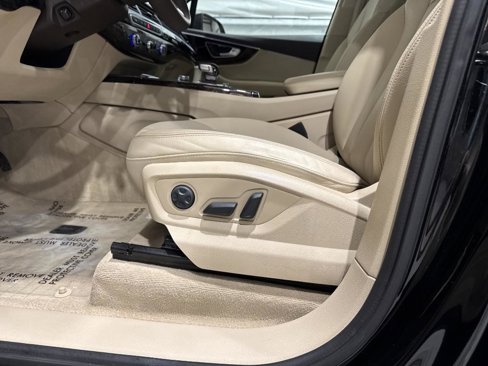 Used 2017 Audi Q7 3.0T Premium Plus image 29