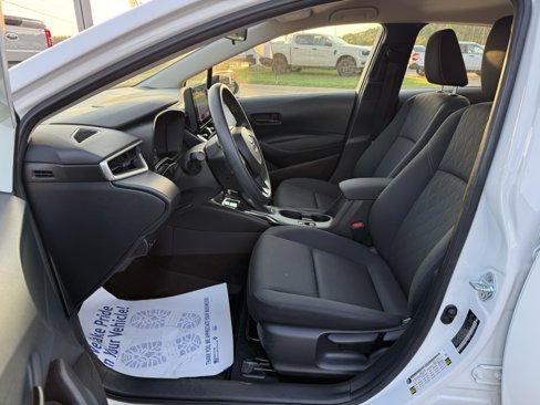 Used 2024 Toyota Corolla LE image 12