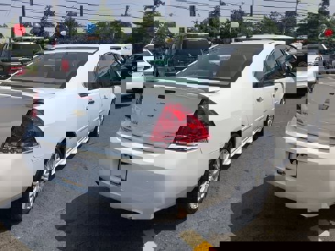 Used 2015 Chevrolet Impala LTZ image 7