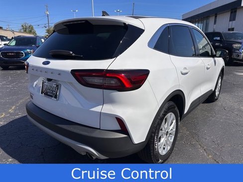 Used 2024 Ford Escape Active image 11