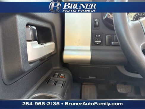 Used 2007 Toyota FJ Cruiser 4WD image 24