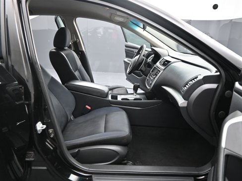 Used 2017 Nissan Altima 2.5 SR image 9