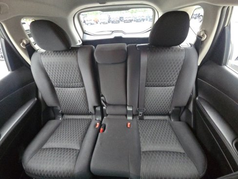 Used 2018 Nissan Rogue S image 26