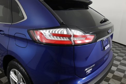 Used 2020 Ford Edge SEL w/ Cold Weather Package image 20