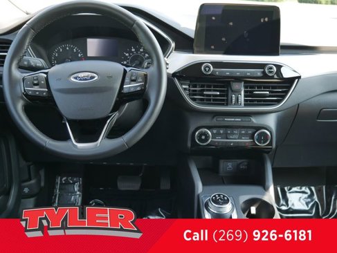 Used 2022 Ford Escape SE w/ Cold Weather Package image 45