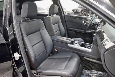 Used 2016 Mercedes-Benz E 350 4MATIC Sedan image 26