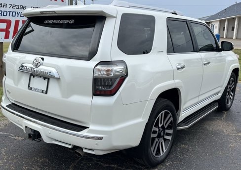 Used 2020 Toyota 4Runner Limited image 8