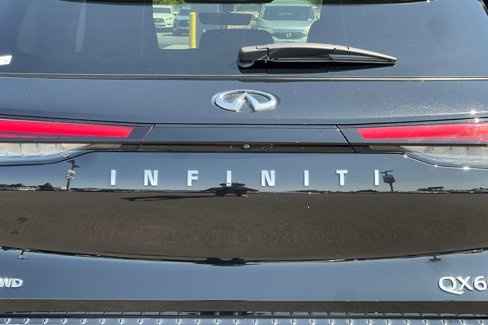 Certified 2024 INFINITI QX60 Pure image 49