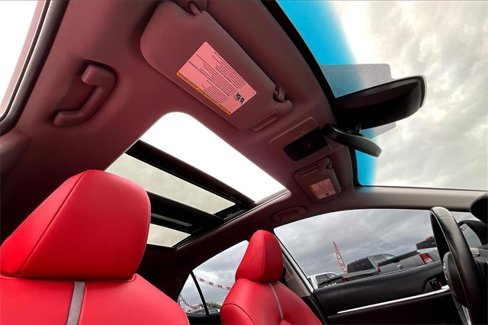 Used 2019 Toyota Camry XSE image 22