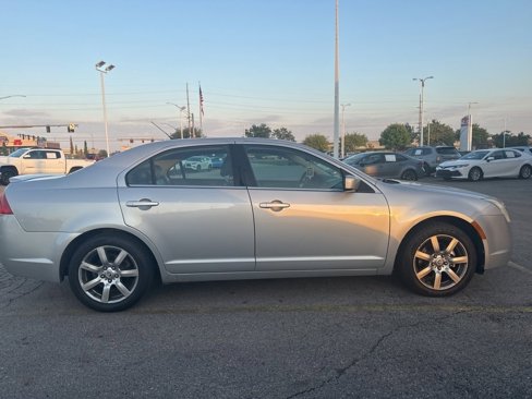 Used 2010 Mercury Milan Premier image 9
