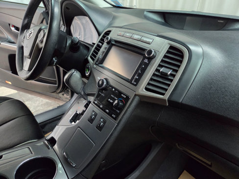 Used 2013 Toyota Venza LE image 23