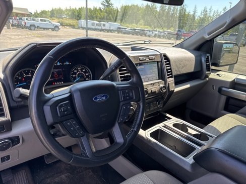 Used 2017 Ford F150 XLT w/ Equipment Group 302A Luxury image 10