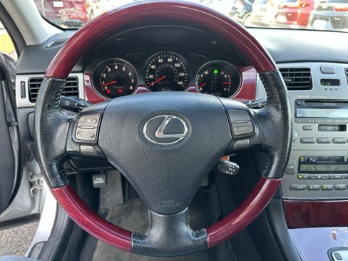 Used 2005 Lexus ES 330 image 15