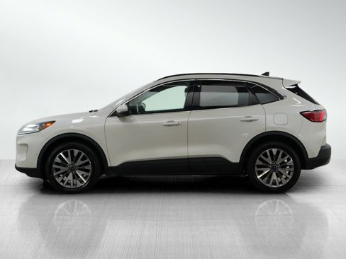 Used 2020 Ford Escape Titanium w/ Titanium Premium Package 2.0 image 2