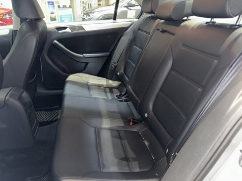 Used 2014 Volkswagen Jetta SE image 14