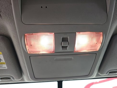 Used 2017 Nissan Frontier SV image 24