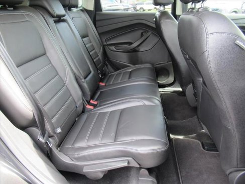 Used 2017 Ford Escape Titanium image 29