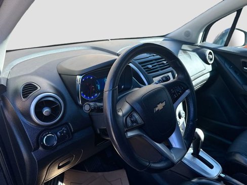 Used 2016 Chevrolet Trax LT w/ LT Convenience Package image 10