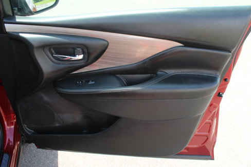 Used 2018 Nissan Murano SV w/ Premium Package image 49