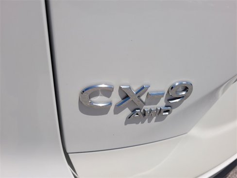 Certified 2022 MAZDA CX-9 Touring w/ Touring Premium Package image 12