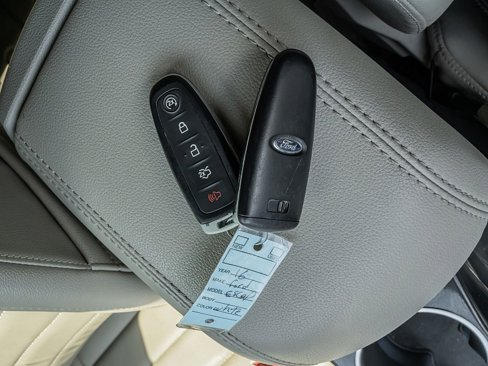 Used 2016 Ford Escape Titanium image 39