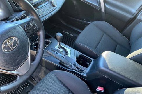 Used 2017 Toyota RAV4 XLE image 15