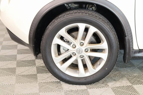 Used 2014 Nissan Juke S image 15