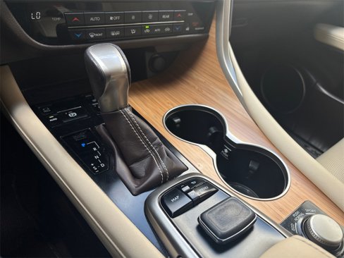 Used 2018 Lexus RX 350L FWD image 25