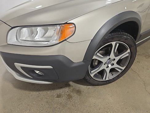 Used 2015 Volvo XC70 T6 Premier Plus image 22