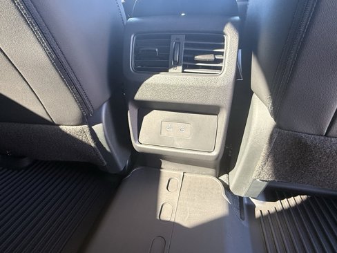 New 2026 Nissan Rogue SV image 31