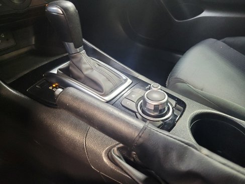 Used 2015 MAZDA MAZDA3 i Sport image 26