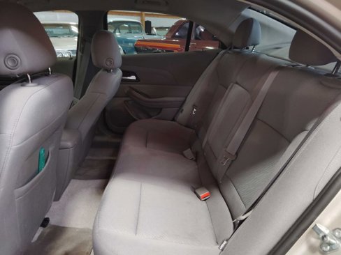 Used 2015 Chevrolet Malibu LS image 9