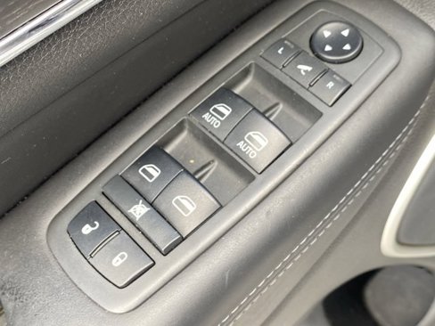 Used 2021 Jeep Grand Cherokee Summit w/ Platinum Series Group image 22