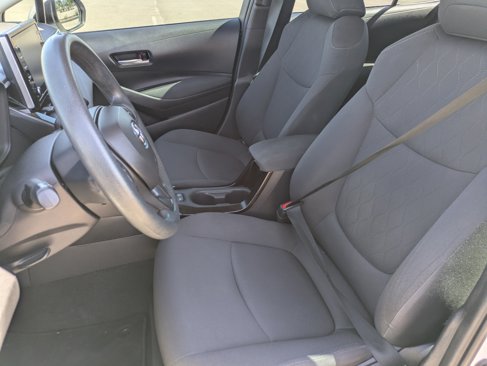 Used 2021 Toyota Corolla LE w/ LE Convenience Package image 25