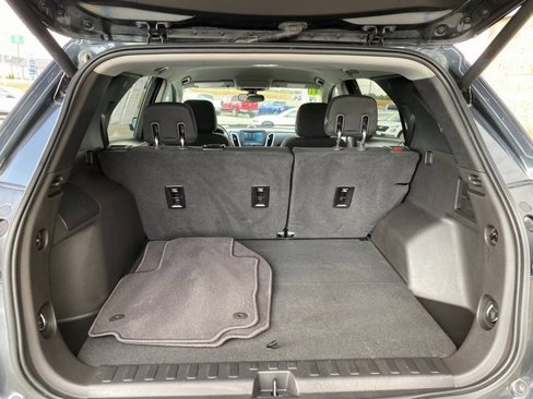Used 2018 Chevrolet Equinox LT image 10