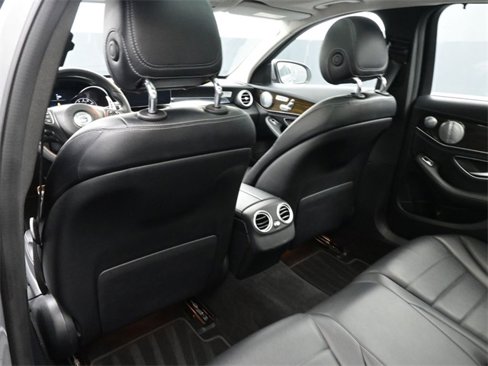 Used 2015 Mercedes-Benz C 300 4MATIC Sedan image 16
