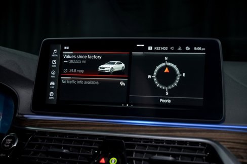 Used 2021 BMW 530i w/ Convenience Package image 17