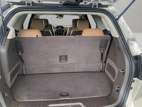Used 2017 Buick Enclave Leather image 24