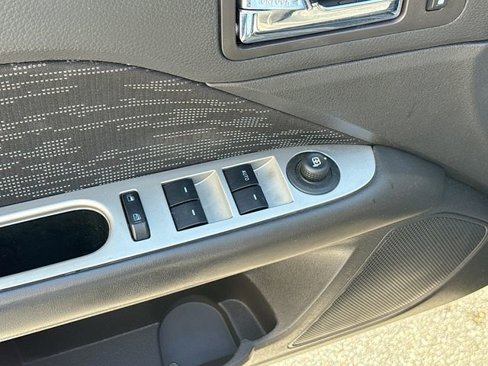 Used 2012 Ford Fusion SE image 17