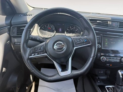 Used 2019 Nissan Rogue SL image 12