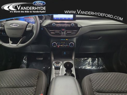 Used 2023 Ford Escape Active w/ Cold Weather Package image 14