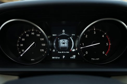 Used 2016 Land Rover Range Rover Sport HSE image 7
