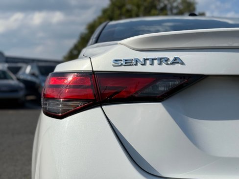 Used 2020 Nissan Sentra SR image 9