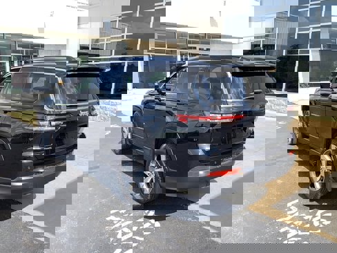 Certified 2022 Jeep Grand Cherokee L Limited image 7