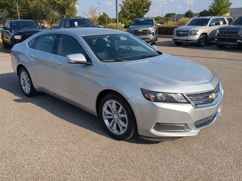 Used 2017 Chevrolet Impala LT image 2