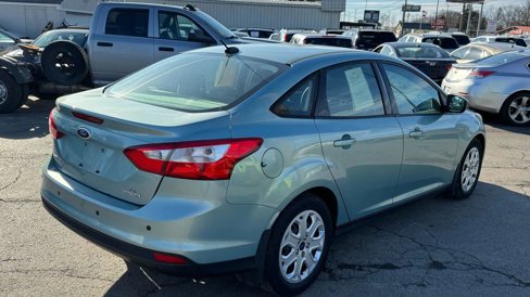 Used 2012 Ford Focus SE image 5